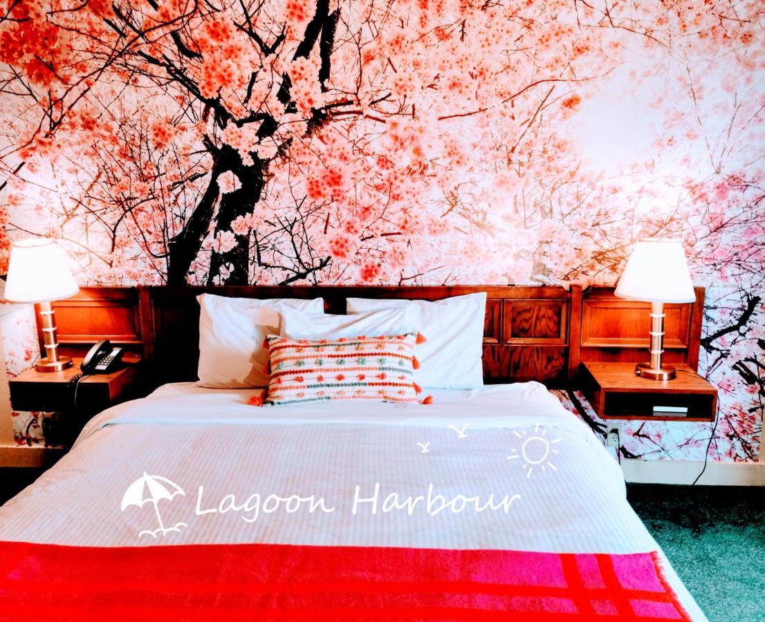 Lagoon Harbour Resort & Hotel 奥里利亚 外观 照片